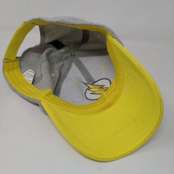 Six Flag Men's Strapback Hat Gray Yellow Embroidered The Flash Lightning Logo - Picture 9 of 11
